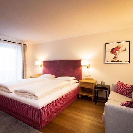Hotel Garni Edelweiss เลคอัมอาร์ลแบร์ก ภายนอก รูปภาพ